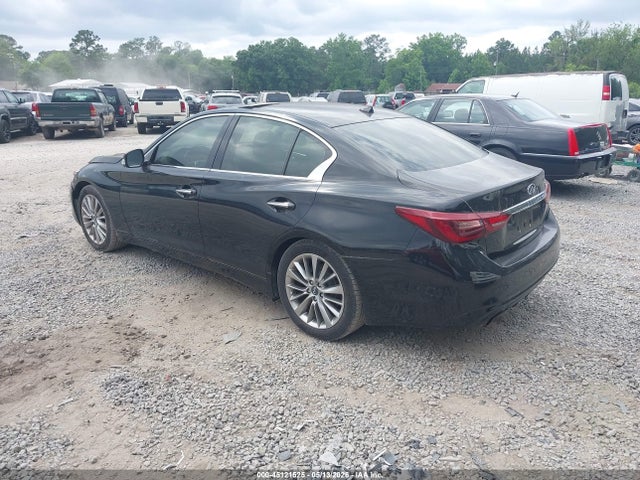 INFINITI Q50 3.0t Luxe