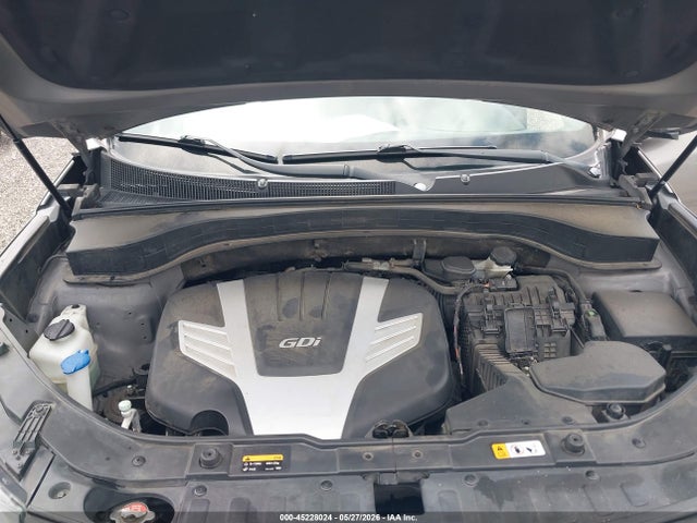 Kia Sorento Limited V6