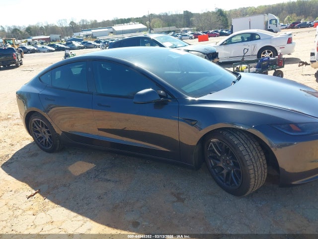 Tesla Model 3 Long Range Dual Motor All-wheel Drive