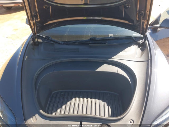 Tesla Model 3 Long Range Dual Motor All-wheel Drive
