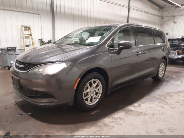 Chrysler Pacifica Touring