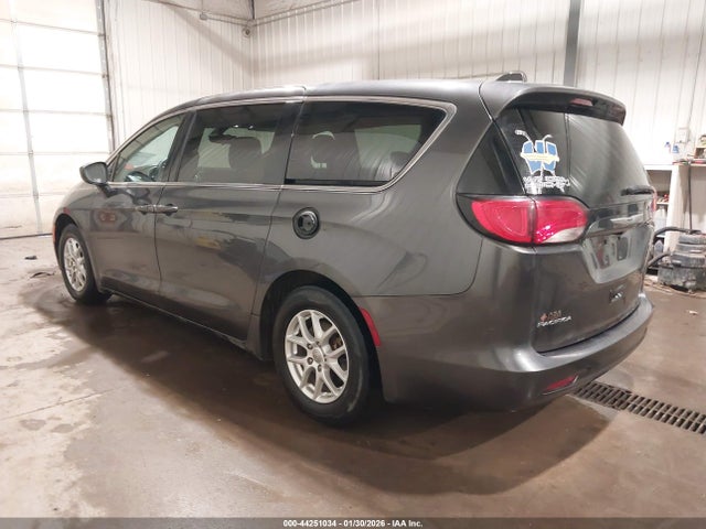 Chrysler Pacifica Touring