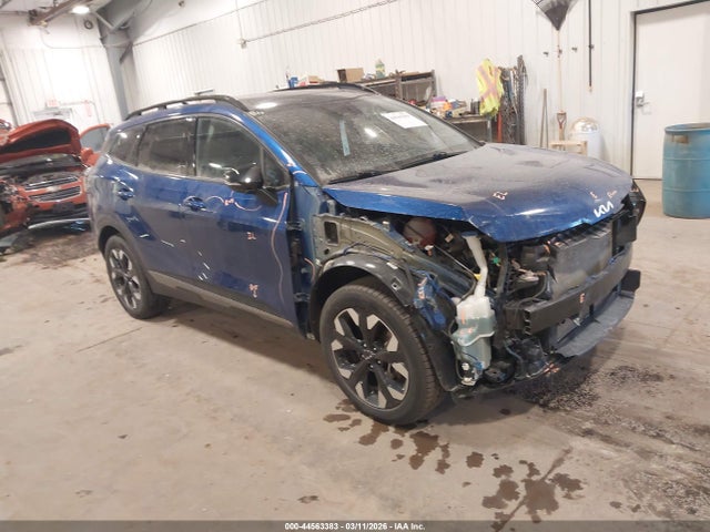Salvage Kia Sportage Image