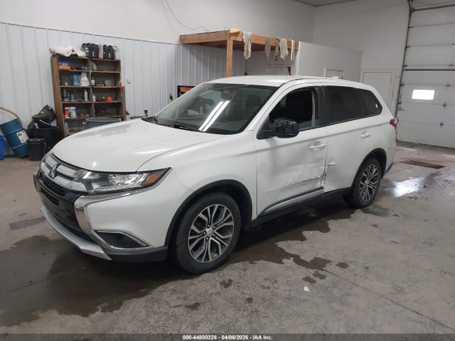 Mitsubishi Outlander Es