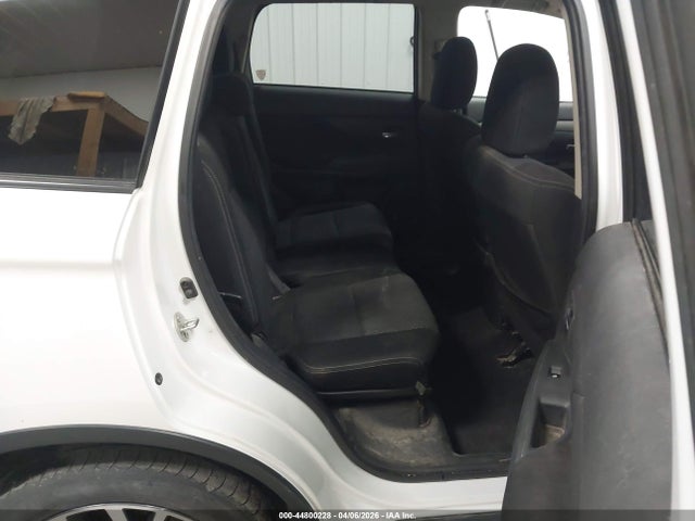 Mitsubishi Outlander Es