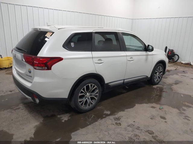 Mitsubishi Outlander Es