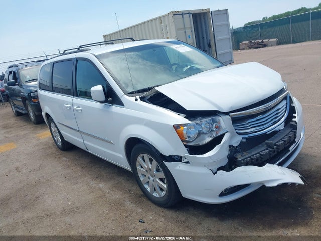 Salvage Chrysler Town & Country Image