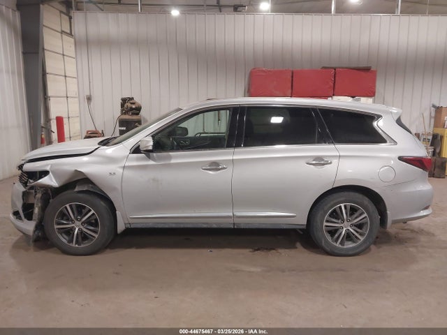 INFINITI Qx Pure