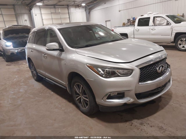 Salvage INFINITI Qx Image