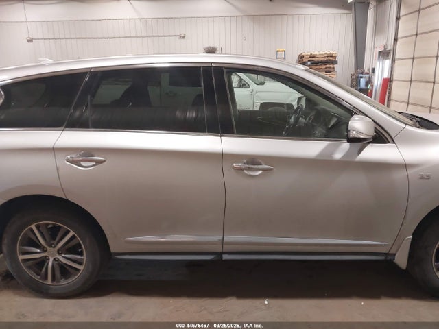INFINITI Qx Pure