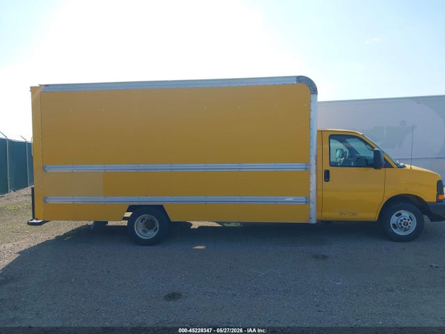 General Motors Savana Cutaway Work Van