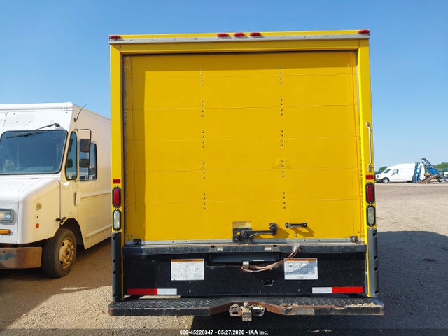 General Motors Savana Cutaway Work Van