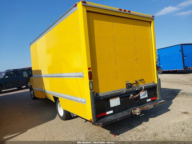 General Motors Savana Cutaway Work Van