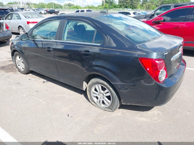 Chevrolet Sonic Lt Auto