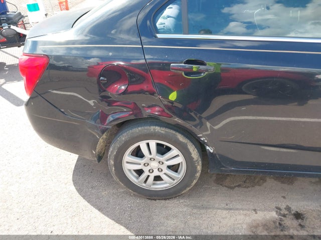 Chevrolet Sonic Lt Auto