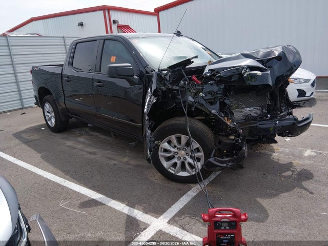 Salvage Chevrolet Silverado 1500 Image