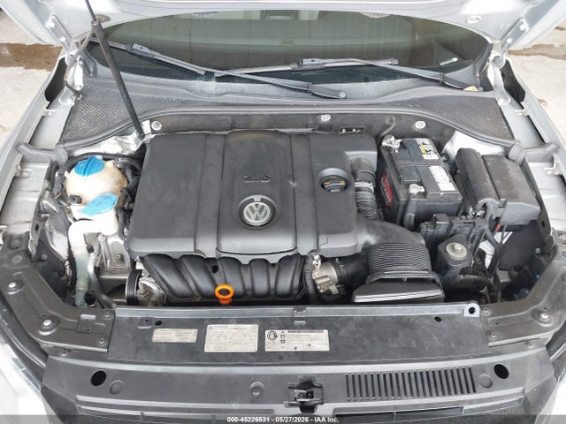 Volkswagen Passat 2.5l Se