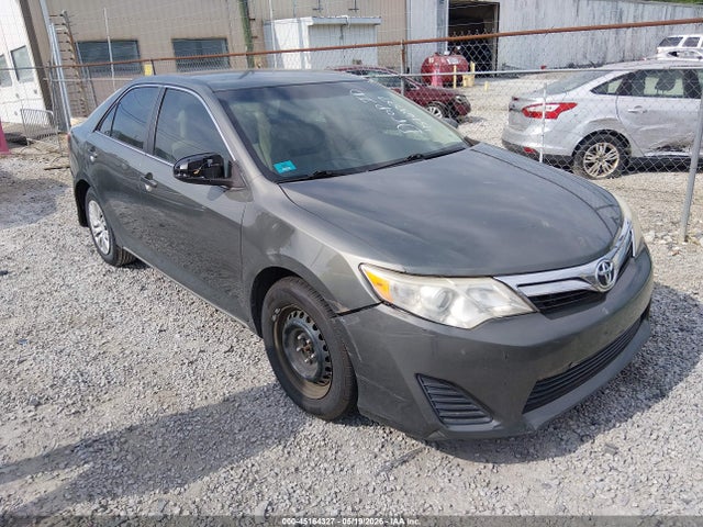 Salvage Toyota Camry Image