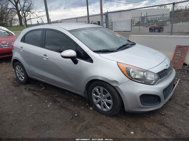 Salvage Kia Rio Image