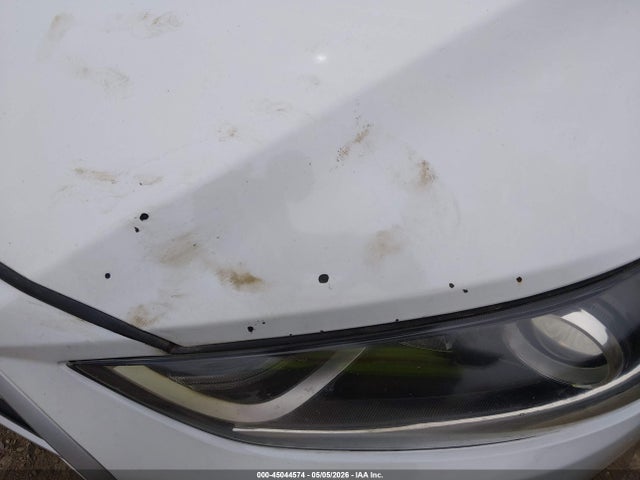 Hyundai ELANTRA Value Edition