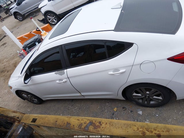 Hyundai ELANTRA Value Edition