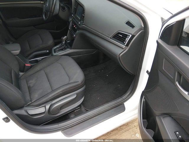 Hyundai ELANTRA Value Edition