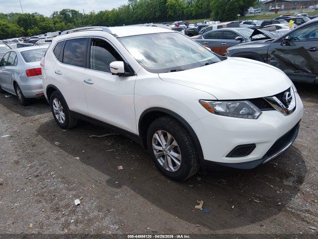 Salvage Nissan Rogue Image