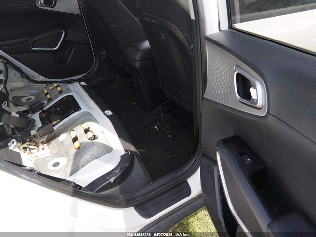 Kia Soul Lx