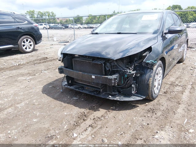 Kia Forte Fe