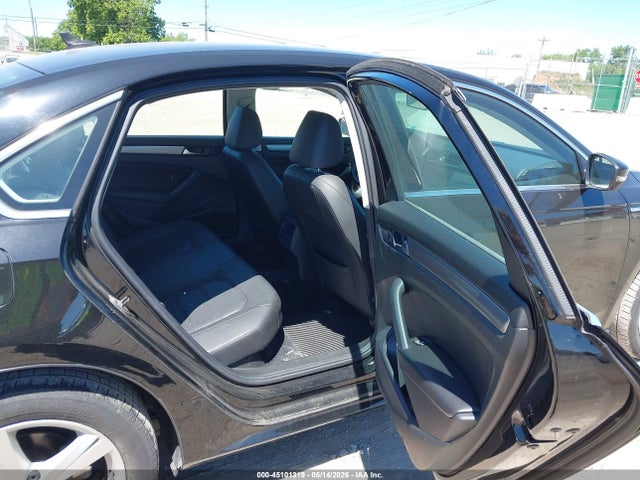 Volkswagen Passat 1.8t Wolfsburg Edition