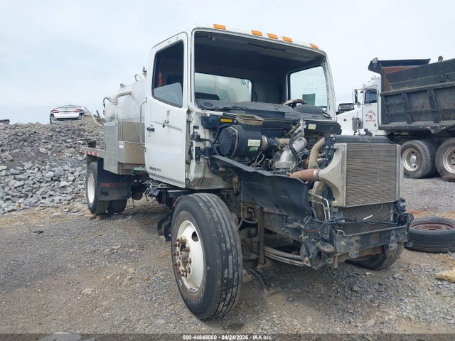 Salvage Hino 258 268 Image