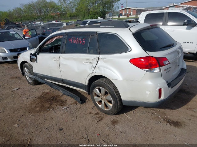 Subaru Outback 2.5i