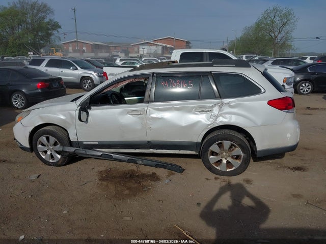 Subaru Outback 2.5i