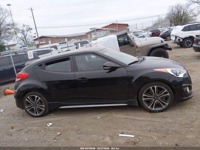 Hyundai VELOSTER Turbo