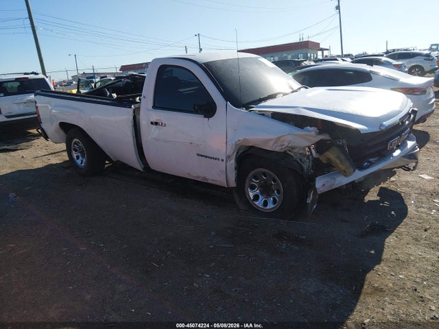 Salvage GMC Sierra 1500 Image