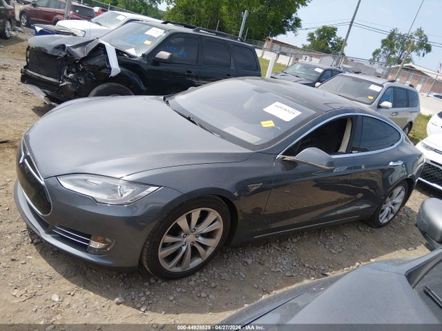 Tesla Model S Performance