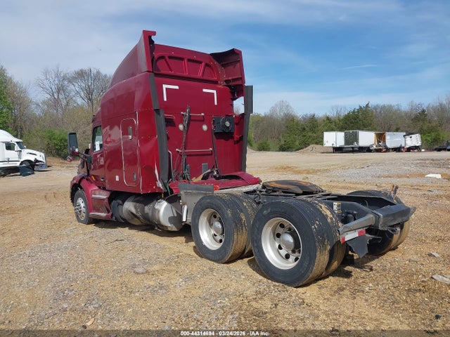 Peterbilt 579