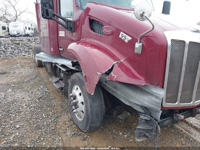 Peterbilt 579