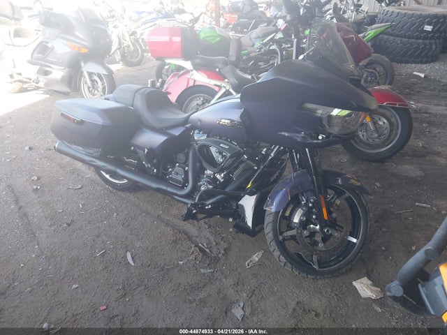 Salvage Harley-Davidson Fltrx Image