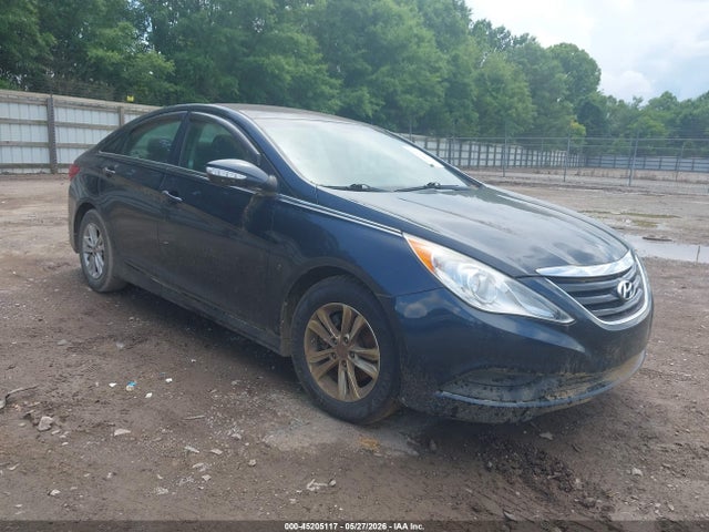 Salvage Hyundai SONATA Image