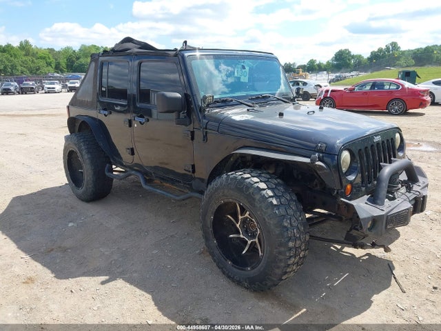 Salvage Jeep Wrangler Image