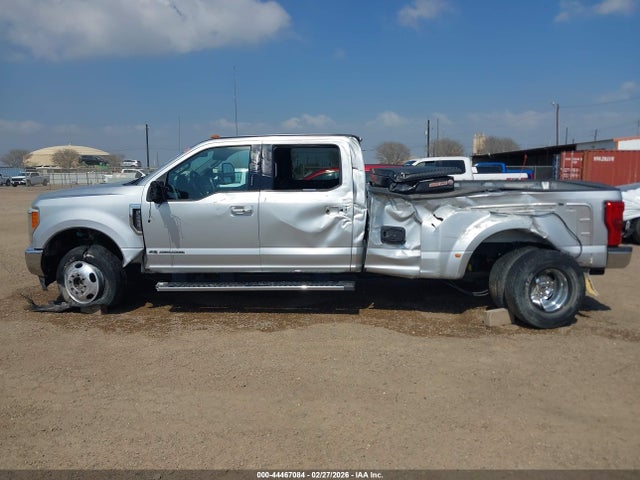 Ford F-350 Lariat