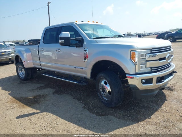 Salvage Ford F-350 Image