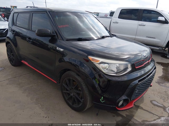 Salvage Kia Soul Image