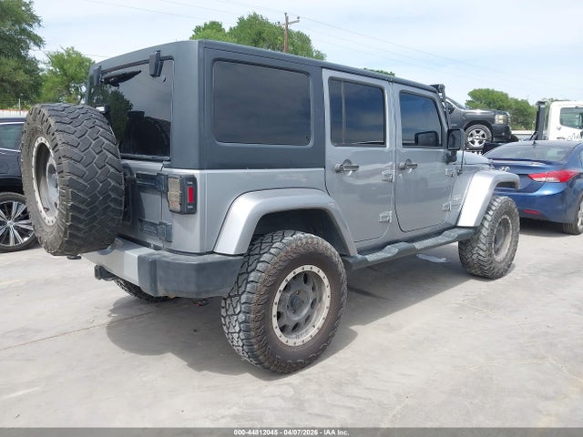 Jeep Wrangler Sahara