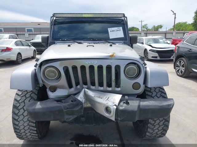 Jeep Wrangler Sahara