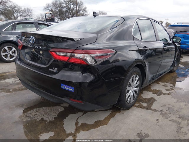 Toyota Camry Le Hybrid