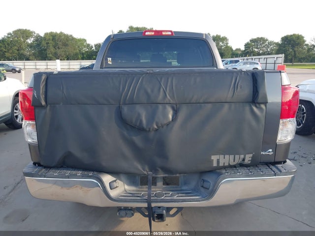 Toyota Tundra Grade 5.7l V8