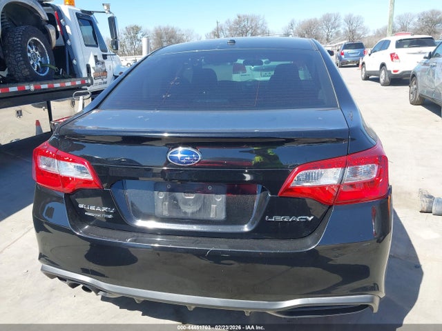 Subaru Legacy 2.5i