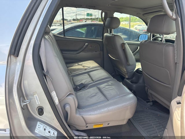 Toyota Sequoia Sr5 V8